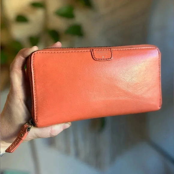 Fossil Zip-Around Wallet | Coral Leather | 7x5” - Picture 9 of 9